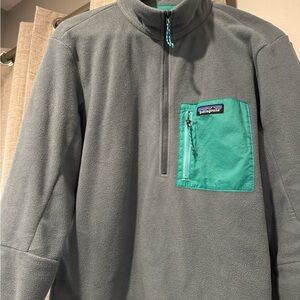 Patagonia Gray and Green Fleece Hoodie